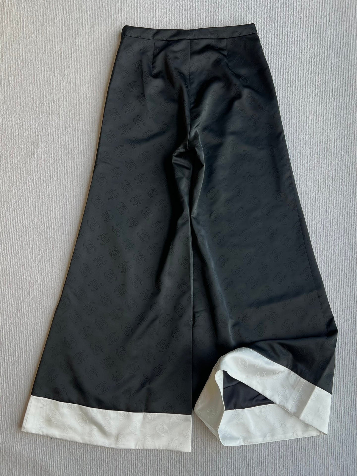CC 25SS Double C Plaid Wide-Leg Pants In Black and White Silk 277145