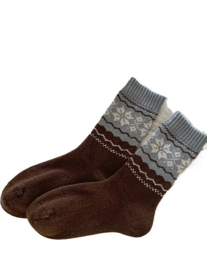 Rufia - Thickened Snowflake Patterned Mid-calf Socks – 4 Colors