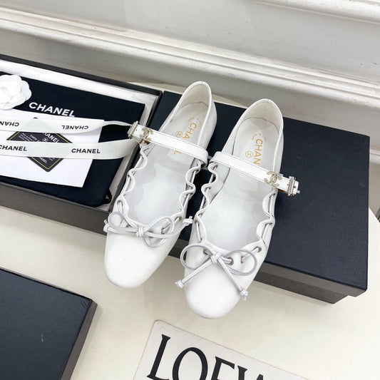 CC 26 SS Ruffled Bow Mary Jane Flats White Calfskin 586929