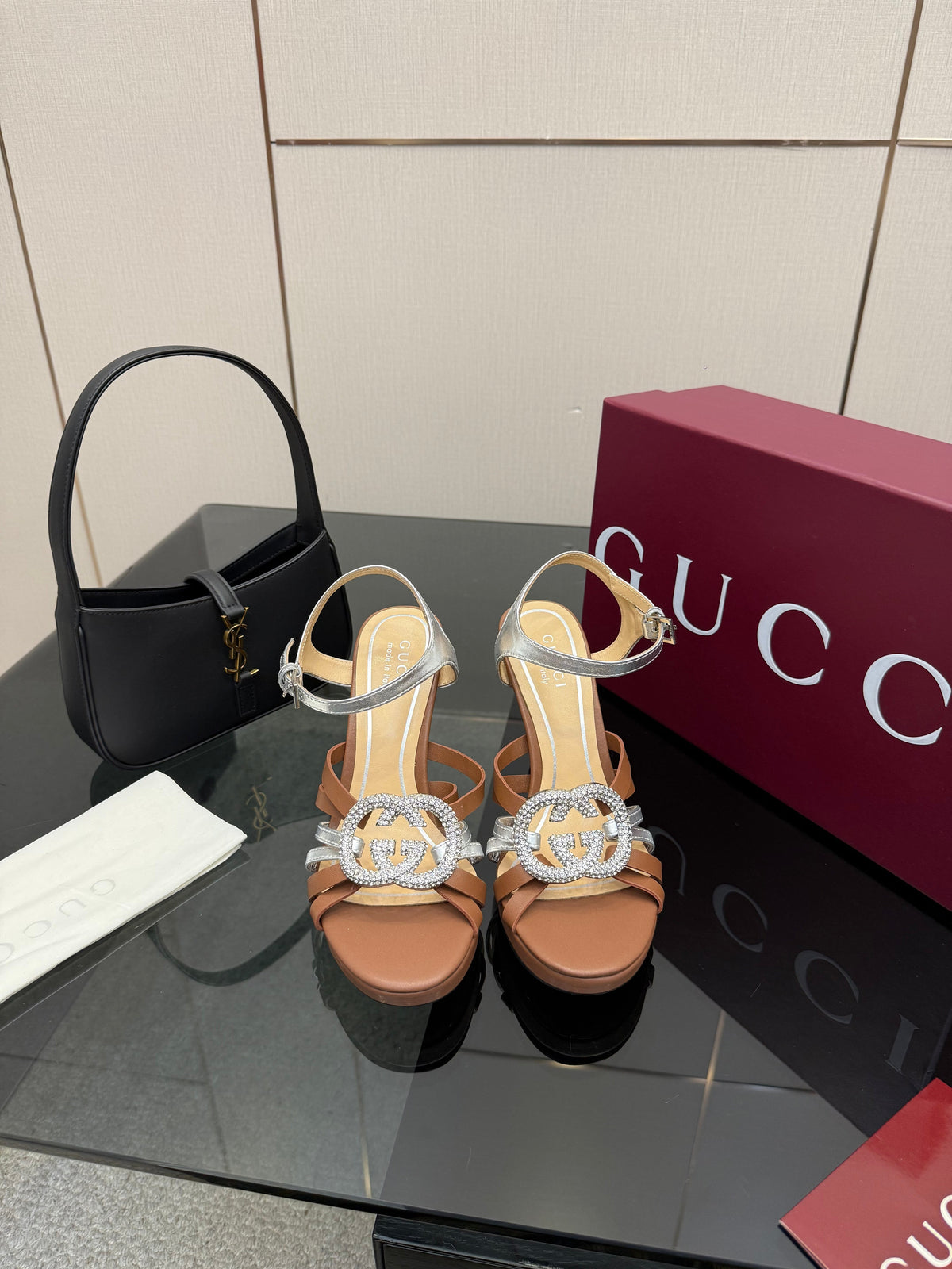 GG Pump 10.5cm With Crystal Interlocking G Brown Sliver Leather