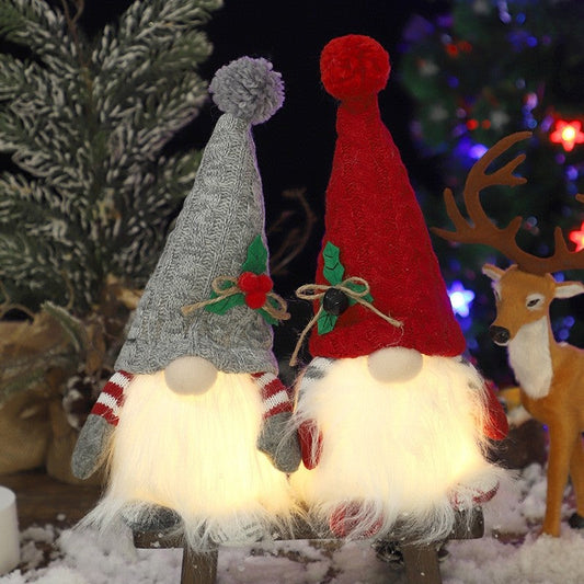 Knitted Pointed Hat With Light Elderly Figurine DÃ©cor