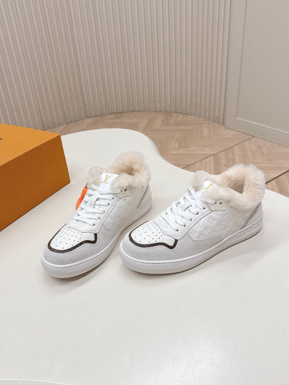 LV Stadium Sneaker White Brown Monogram Canvas Cowhide Wool 595426
