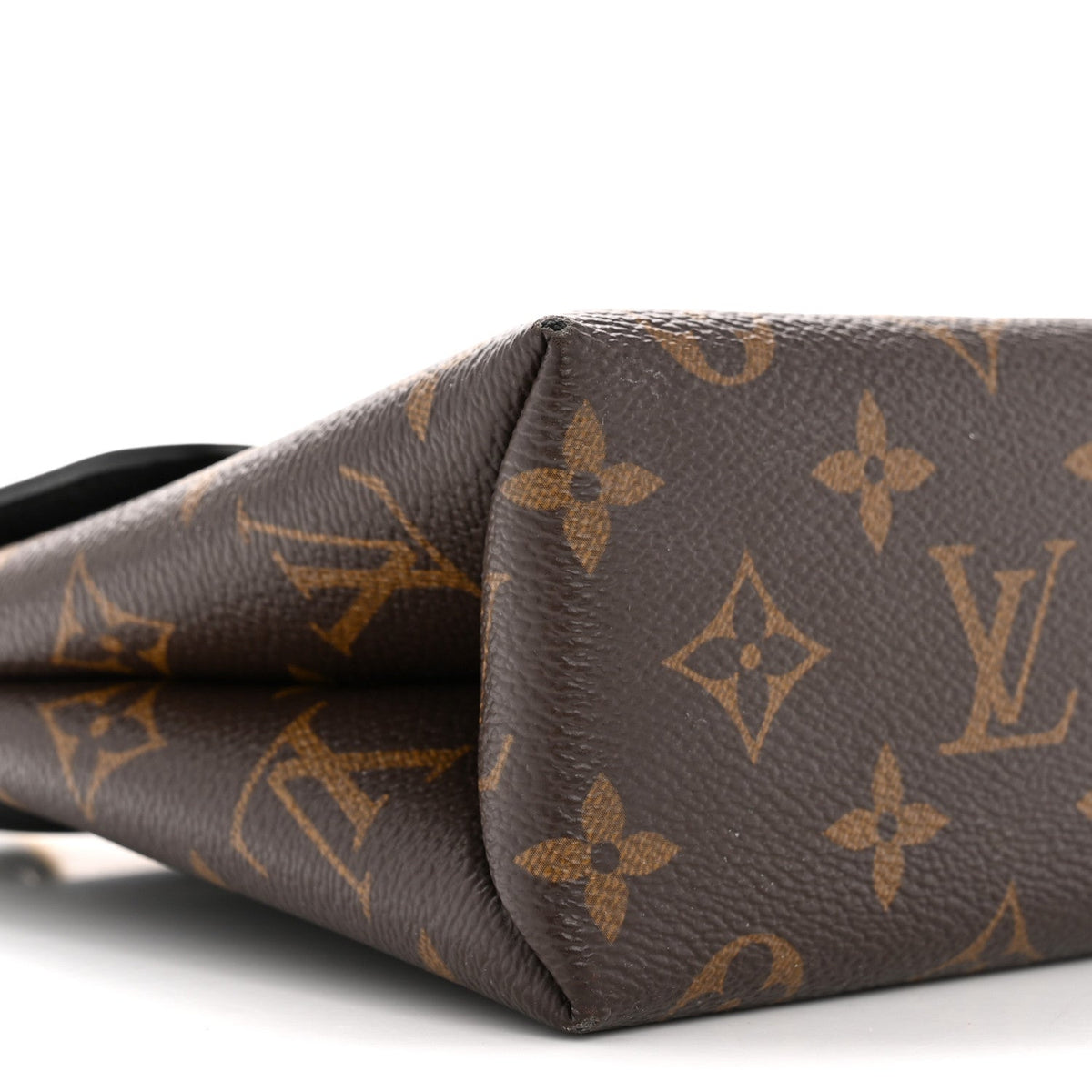 Monogram Locky BB Black