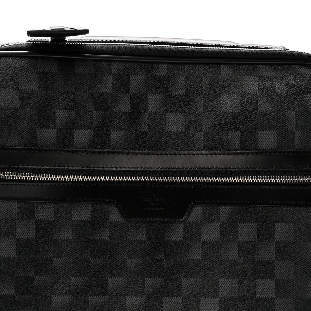 Damier Graphite Pegase 45
