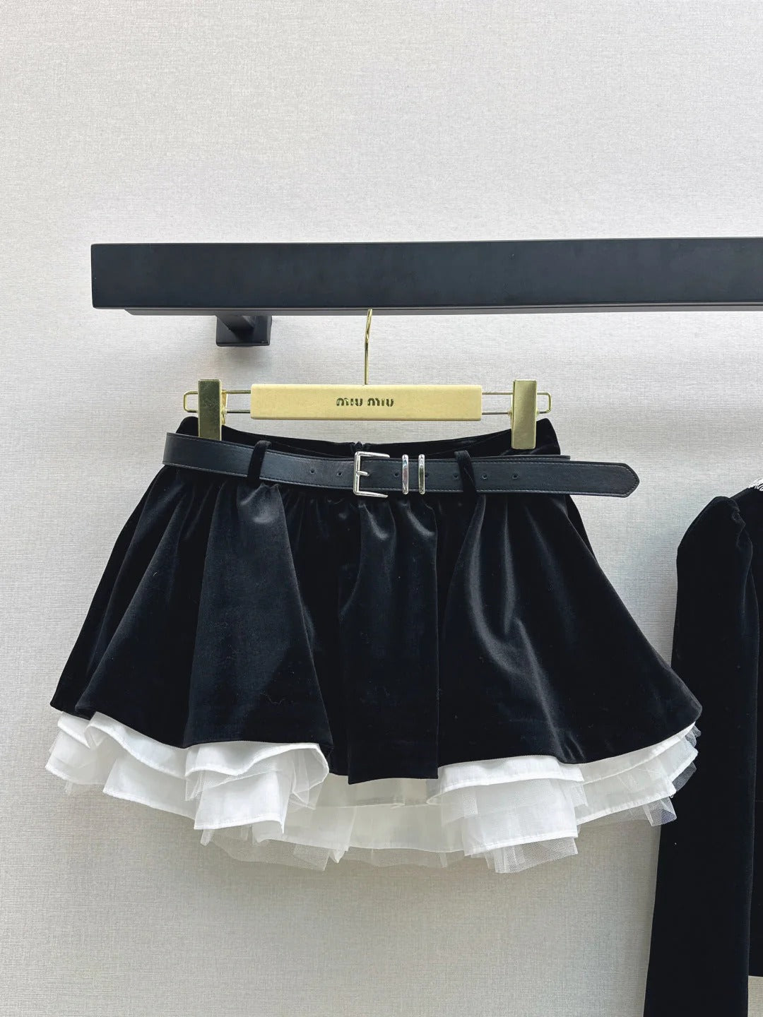 MIUMIU JACKET AND SKIRT SET STYLE 616