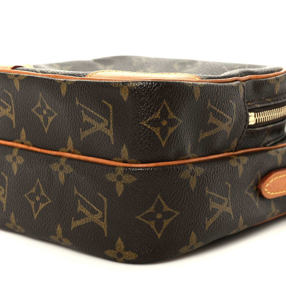 Monogram Amazone