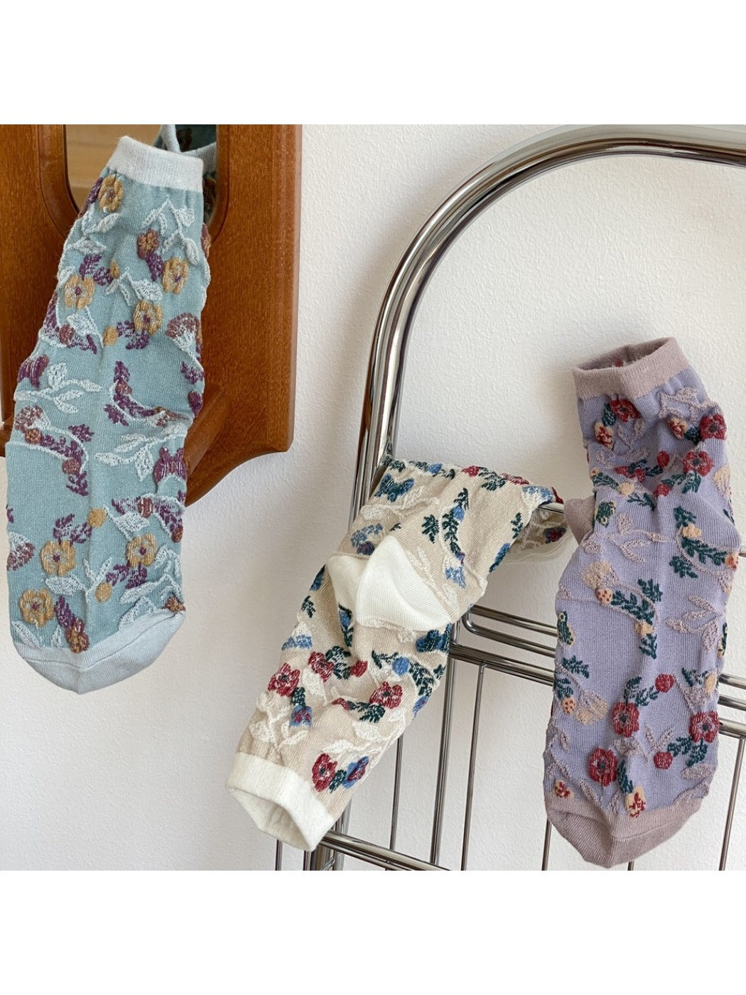 Rufia - Simple Flower Mid-Calf Socks - Chic &amp; Sweet