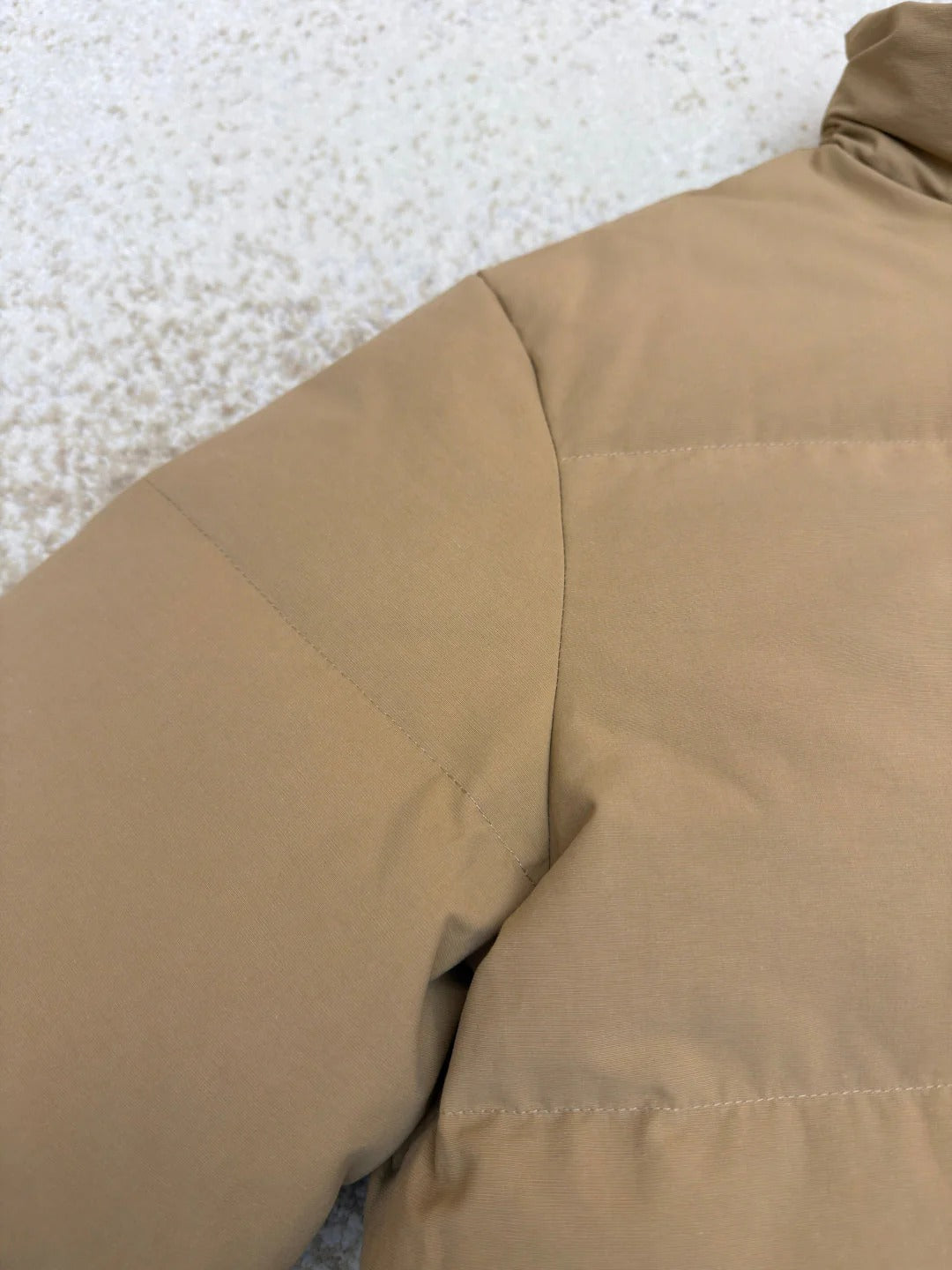 PRADA 25S PUFFER JACKET 461