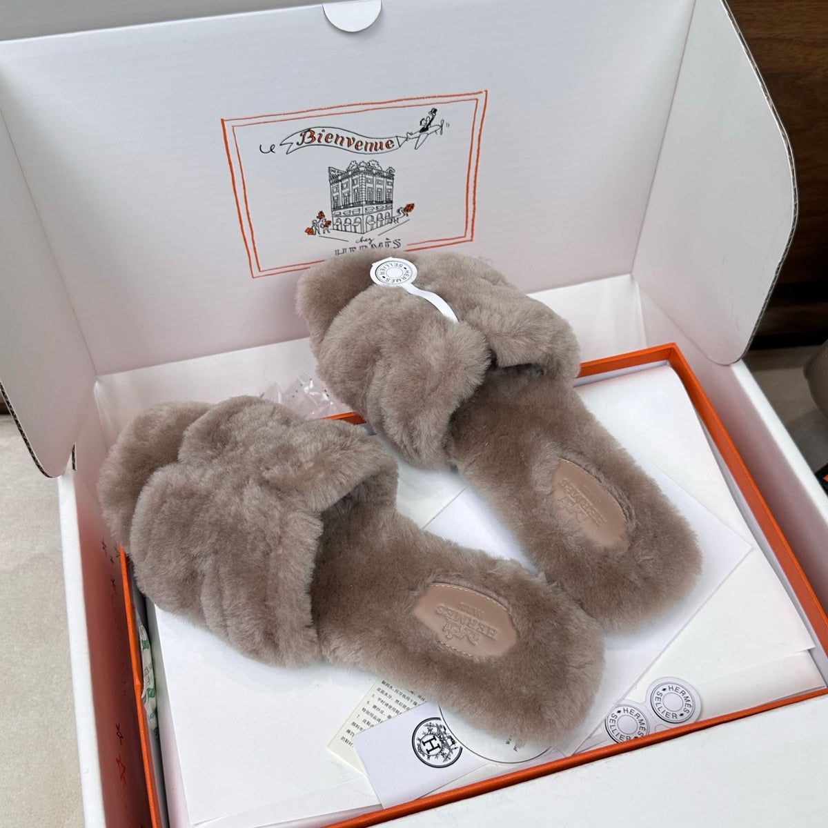 HM Oran Sandal Gray Wool Velvet 598196
