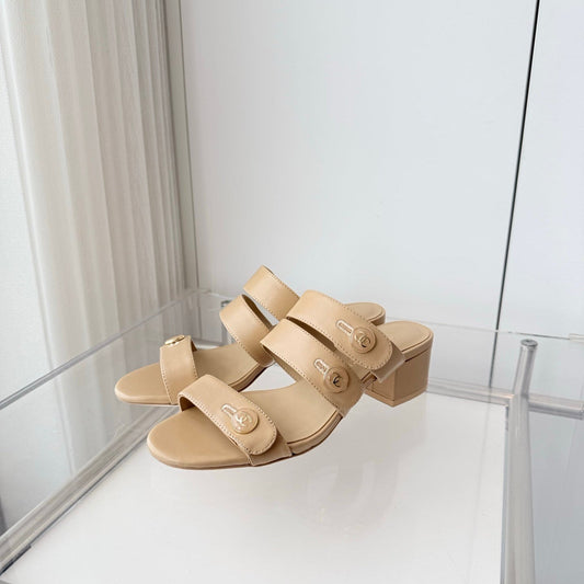 Chanel 26 Turnlock 40 Beige Sandal Mule in Lambskin 597398