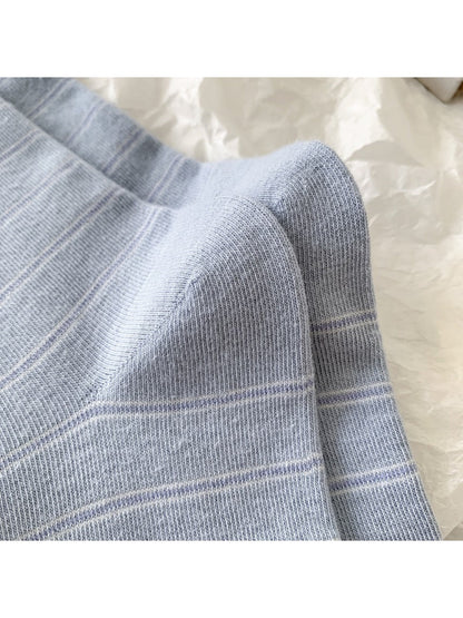 Rufia - Cute Dog Embroidered Mid-calf Socks