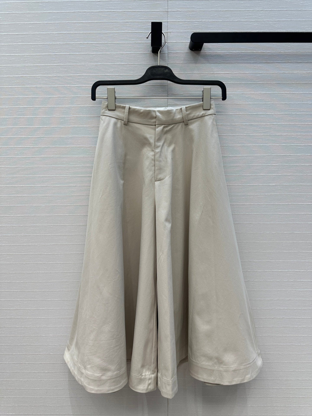BV Skirt in Ivory White Cotton