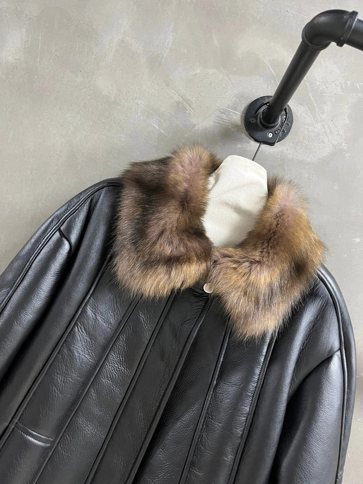 YSL 25S LEATHER JACKET STYLE 143