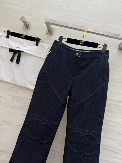 Chanel Straight Leg Jeans 800653