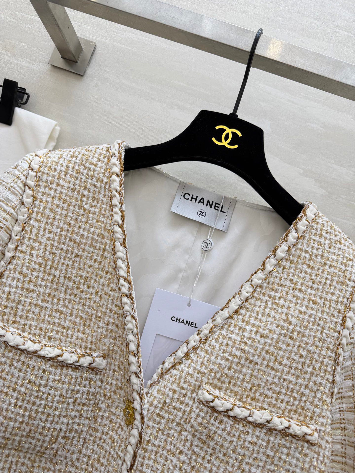 CC 26s Cruise Jacket Beige Tweed Weave & Gold Thread