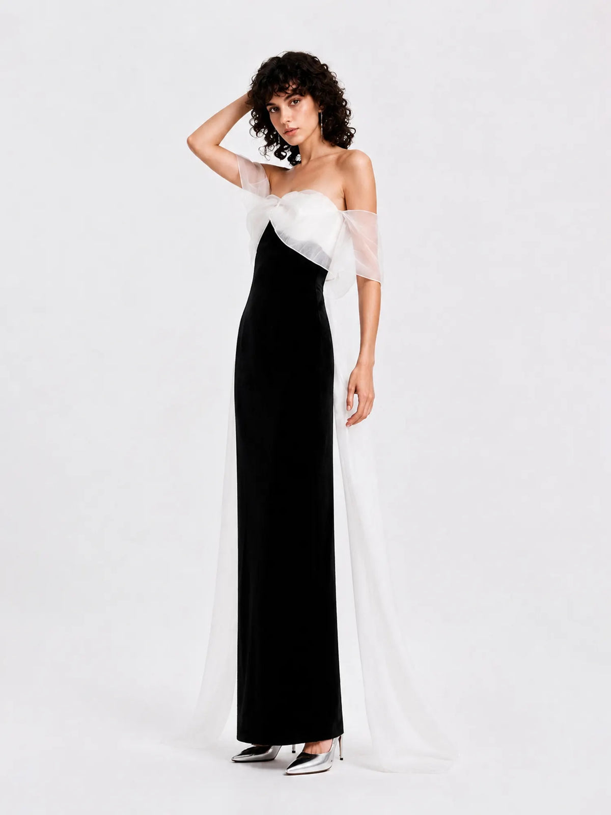Rafaela Elegant Bow Strapless Maxi Dress