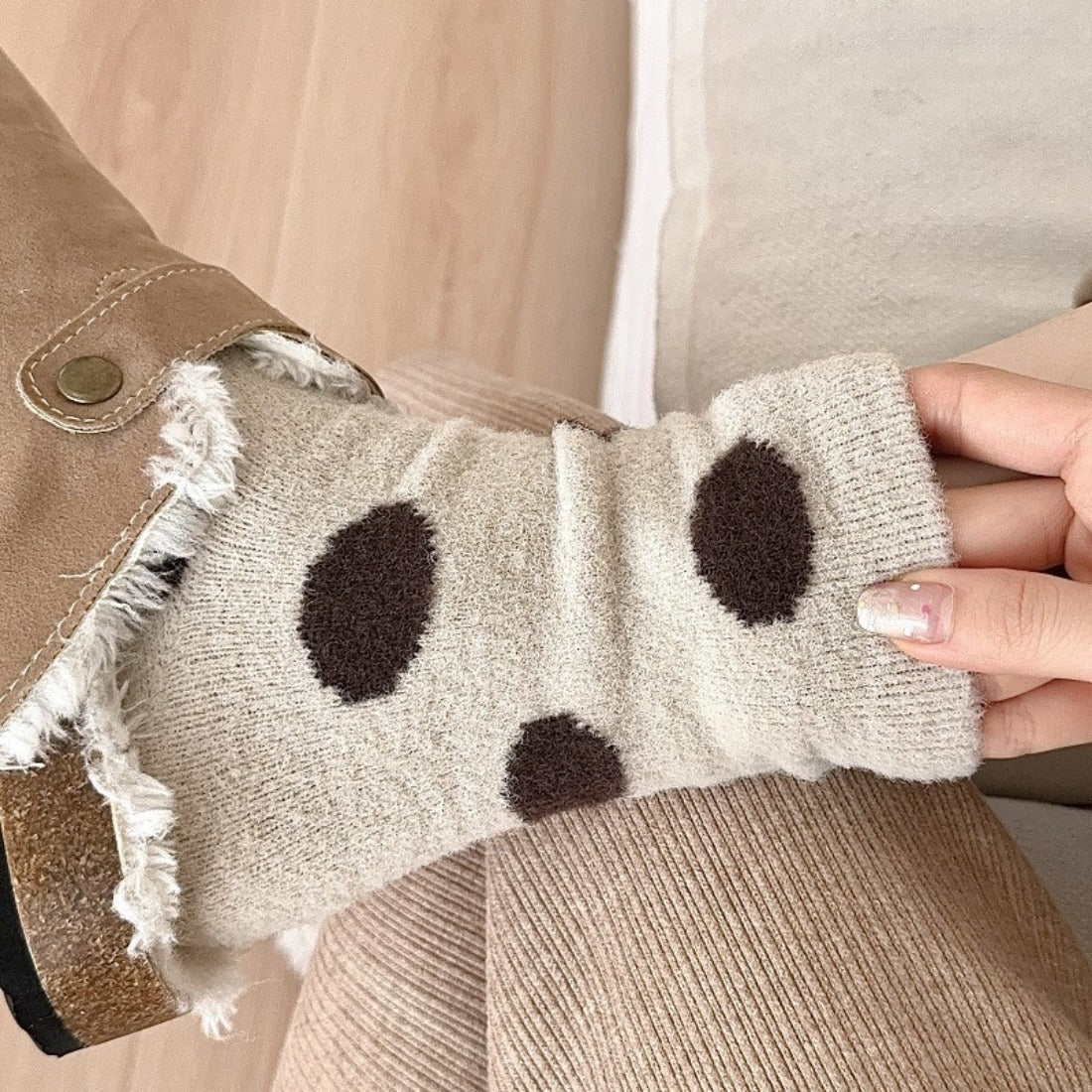 Rufia - Big Polka Dot Plush Warm Socks