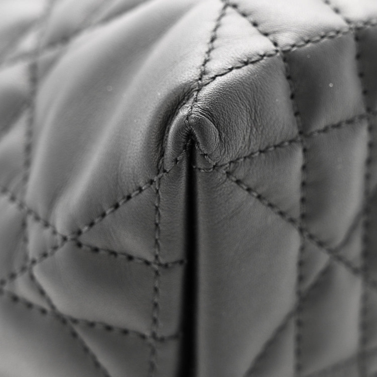 Calfskin Macrocannage Small Toujours  Black