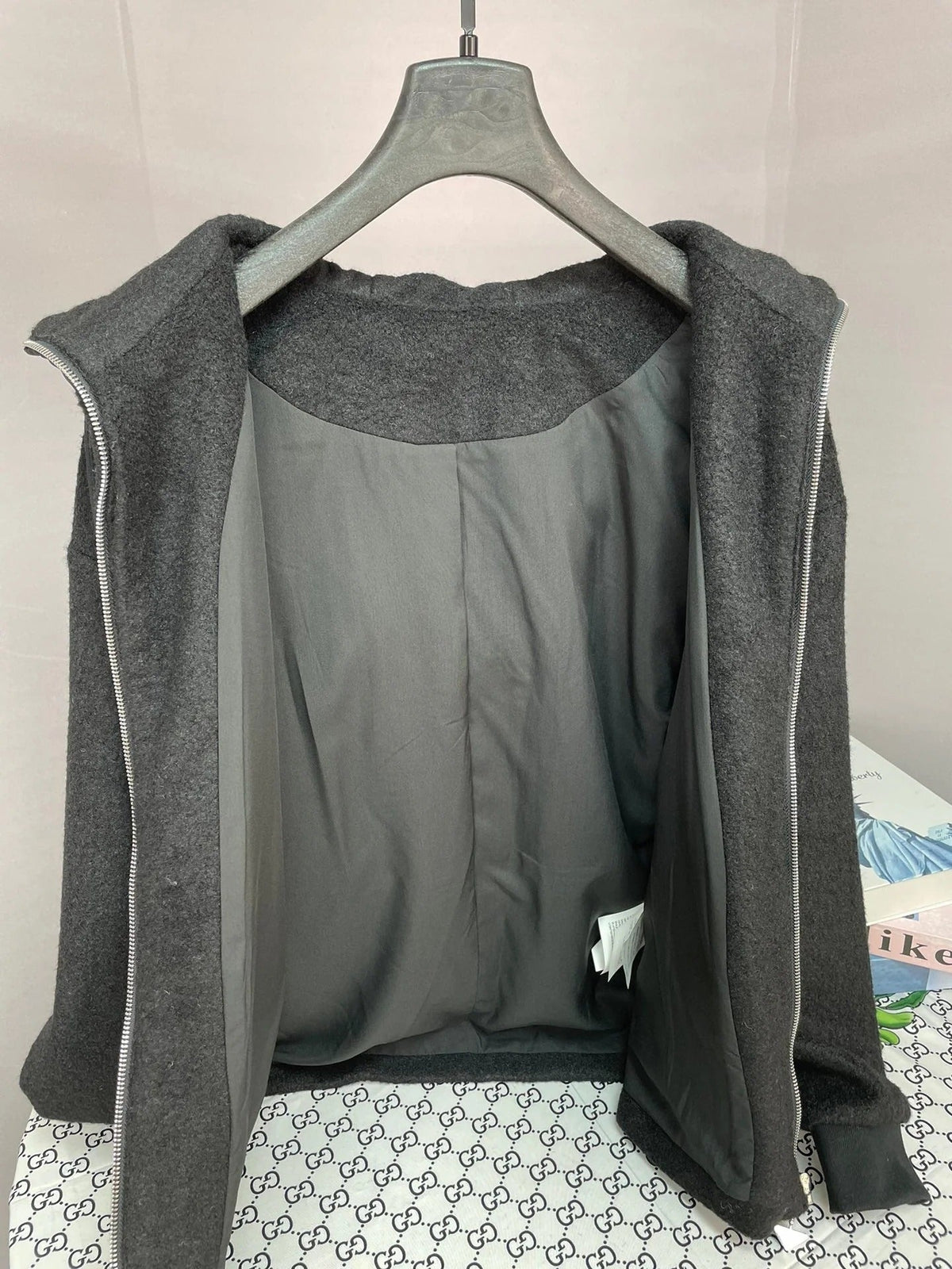 PRADA 25S JACKET 391