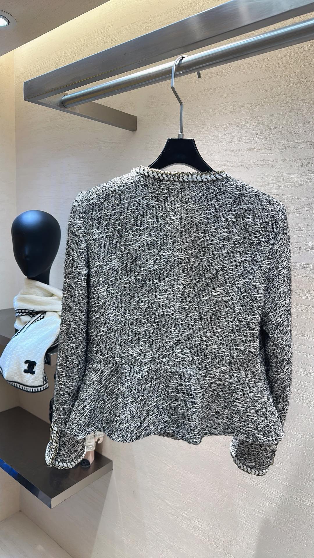 CHANEL CLASSIC ELEGANCE JACKET GRAY IN TWEED