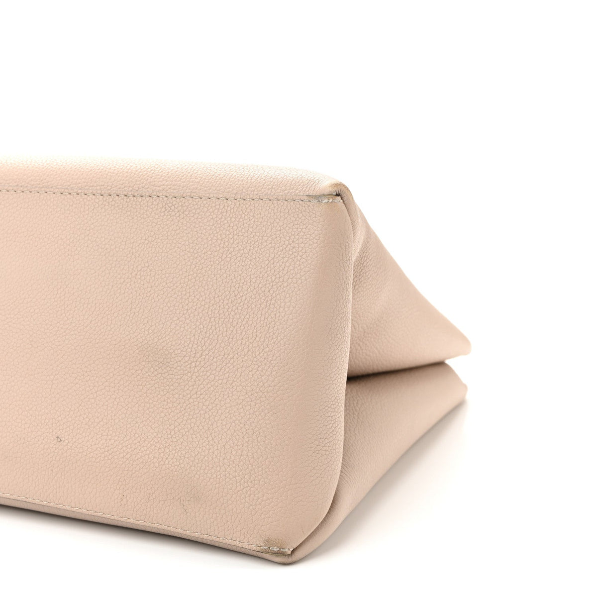 Grained Calfskin Lockme Shopper Greige