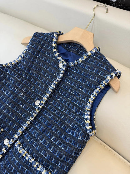 CHANEL 25S TWEED SLEEVELESS VEST 491