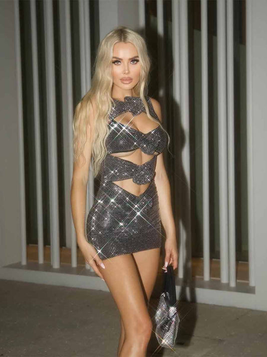 Paisley Flower Decorated Cut Out Mini Dress