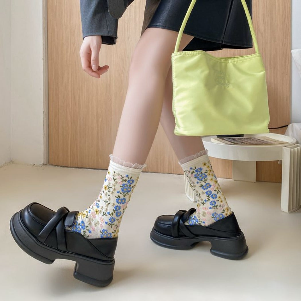 Rufia - Floral Lace Mid-calf Socks - Delicate &amp; Vintage