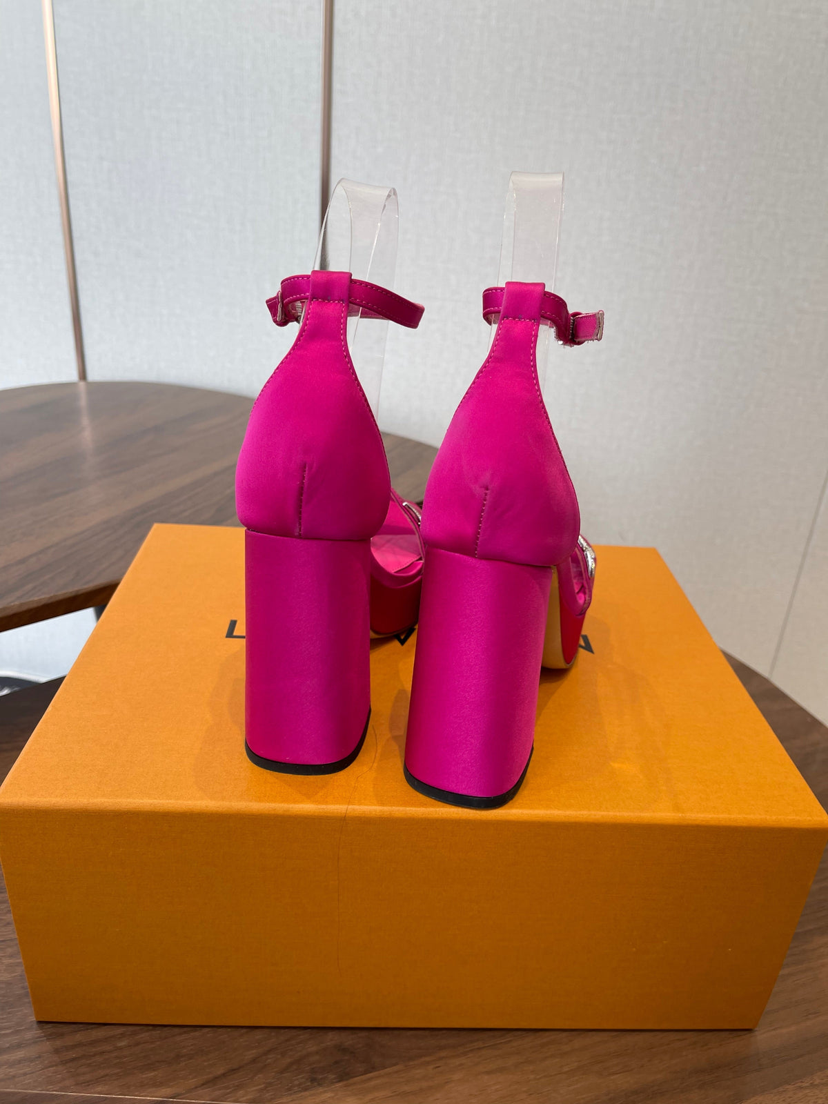 LV Swing Platform Sandal 8.5cm Hot Pink Satin 578754