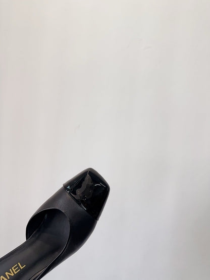 CC 26s Half-Slip Black Patent Leather 596642