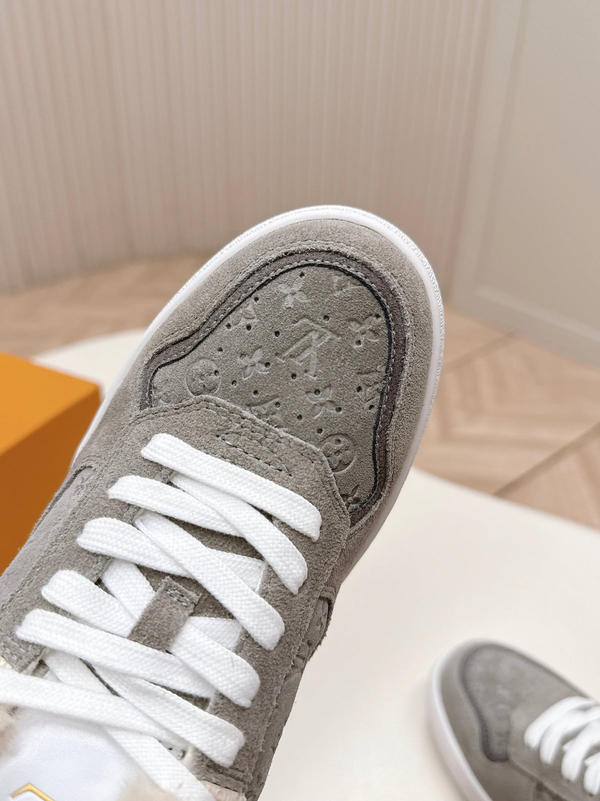 LV Stadium Sneaker Grey Suede Wool 595430