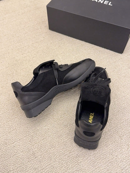 CC 26 Sneaker Black Suede 589088