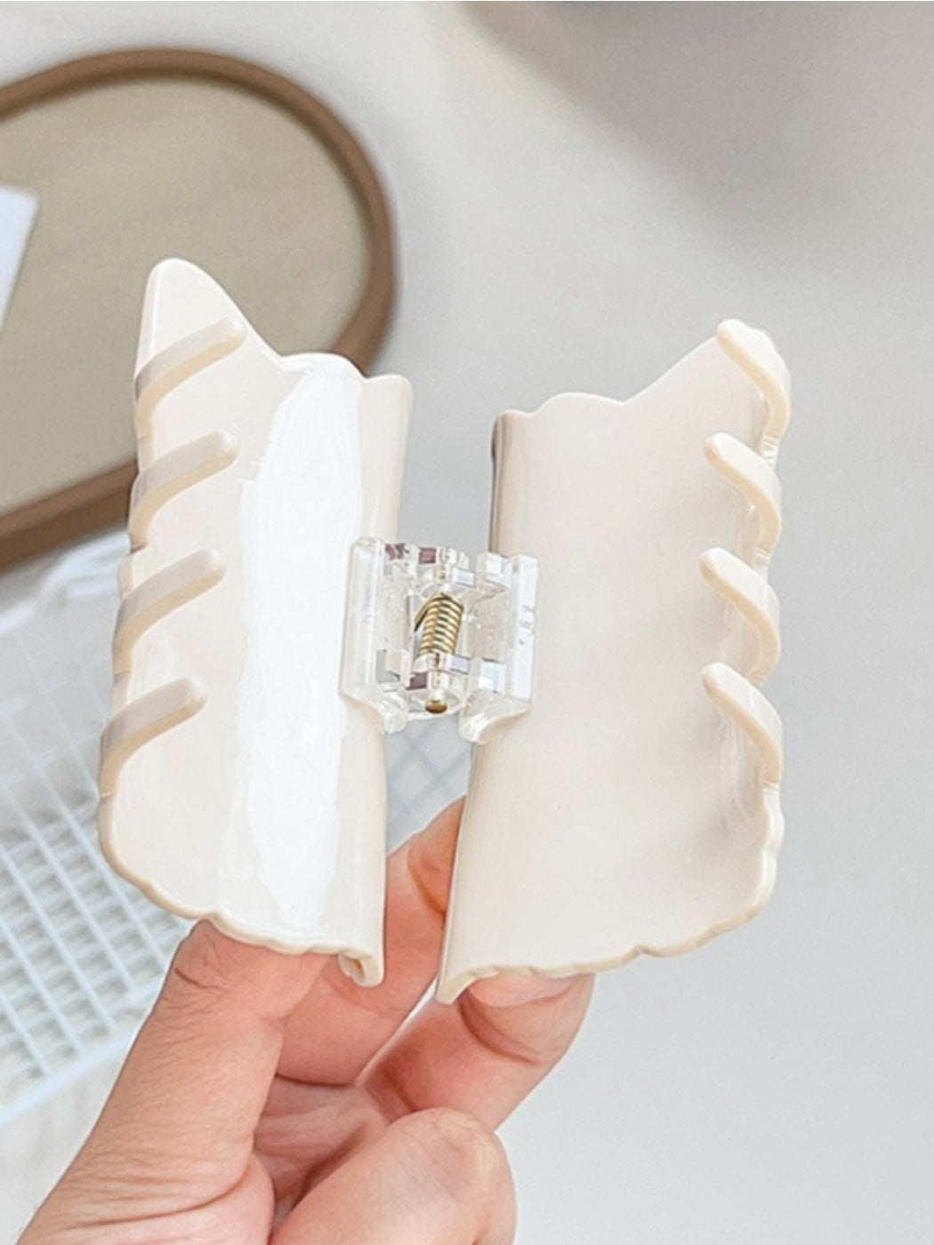 Clio - White Westie Dog-Shaped Hair Clips
