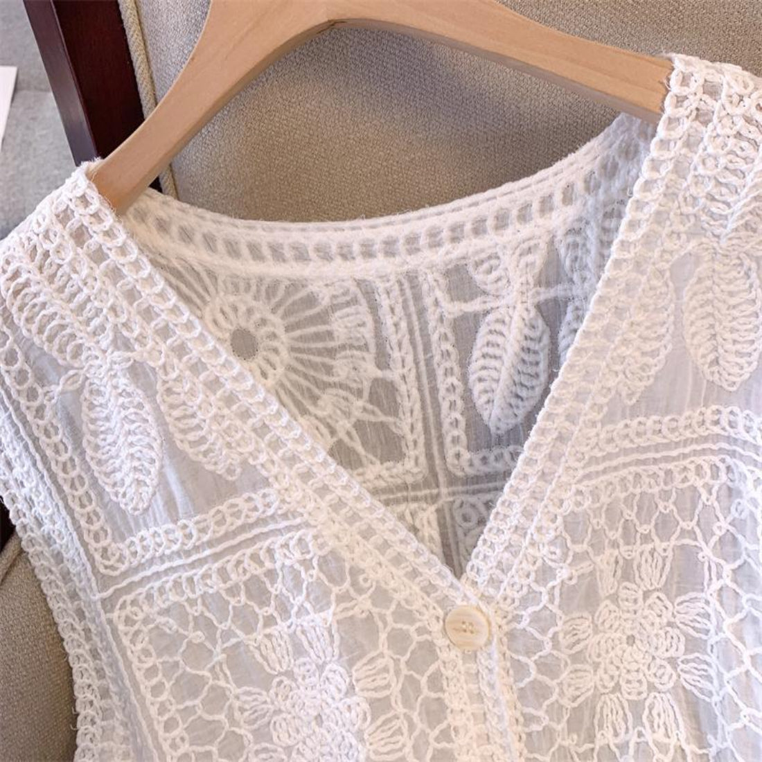 Crosa - Bohemian Crochet Sleeveless Vest