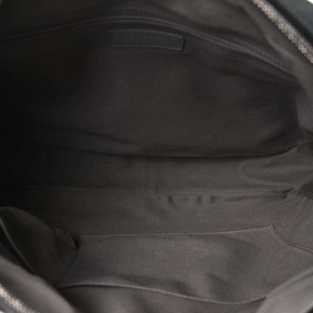 Iridescent Calfskin Quilted Relax CC Camera Case Black