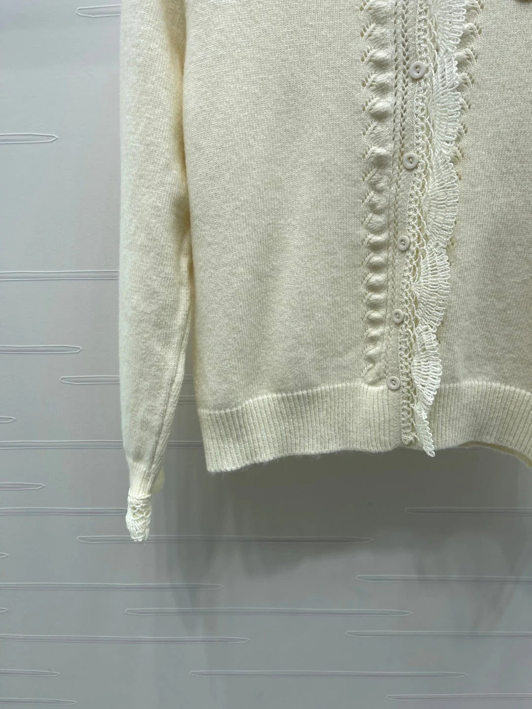 CC 26 Lace-Trimmed Knit Cardigan Cream Wool 340798