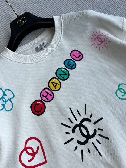 Chanel 25 Graffiti Crew Neck Sweatshirt White Cotton 312092