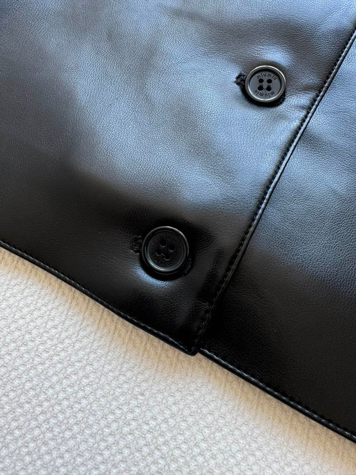 MIUMIU LEATHER VEST STYLE 726