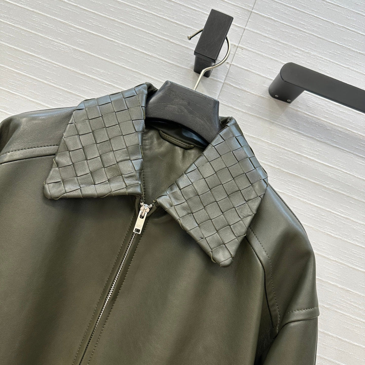 BV 25S Jacket in Olive Green Lambskin