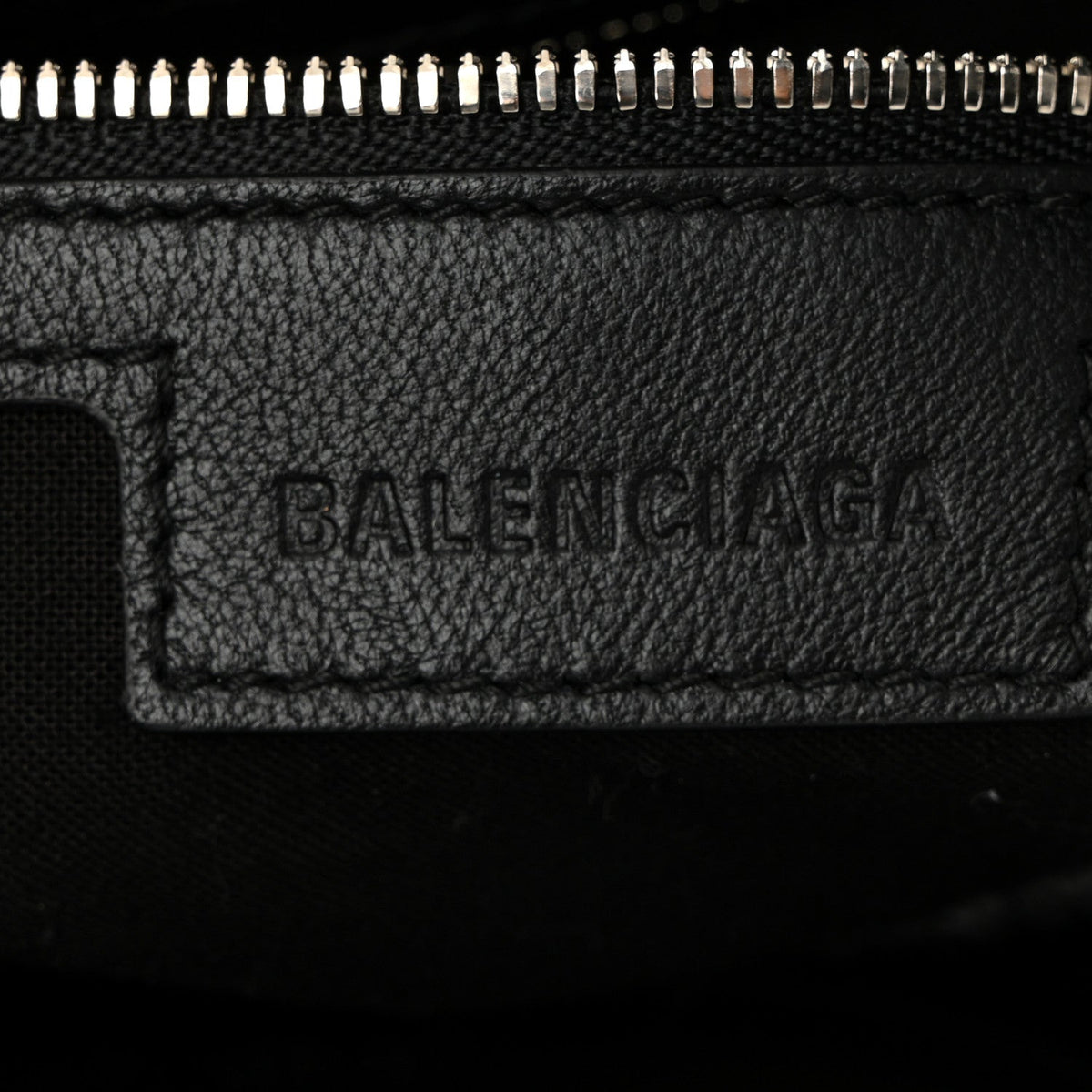 Agneau Classic Silver Hardware City Black