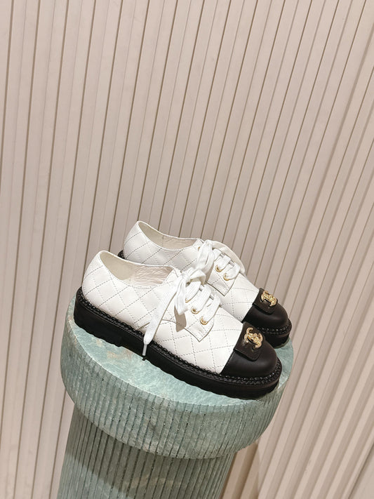 CC 26s Shoes 2cm Black White Quited Calfskin 583904