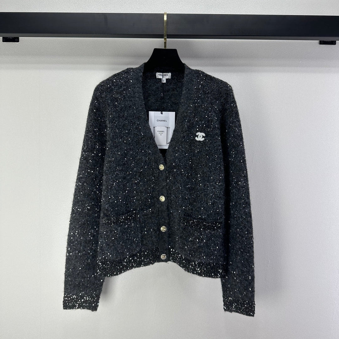CC V-Neck Grey Cardigan Grey Knit 346012