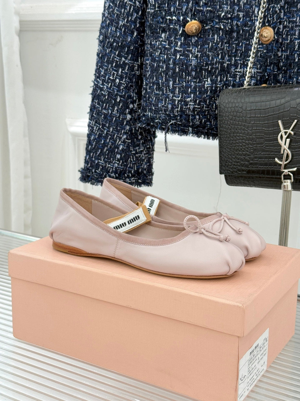 Miu Classic Bow Letter Ballet Flat Silver Pink Sheepskin 570998