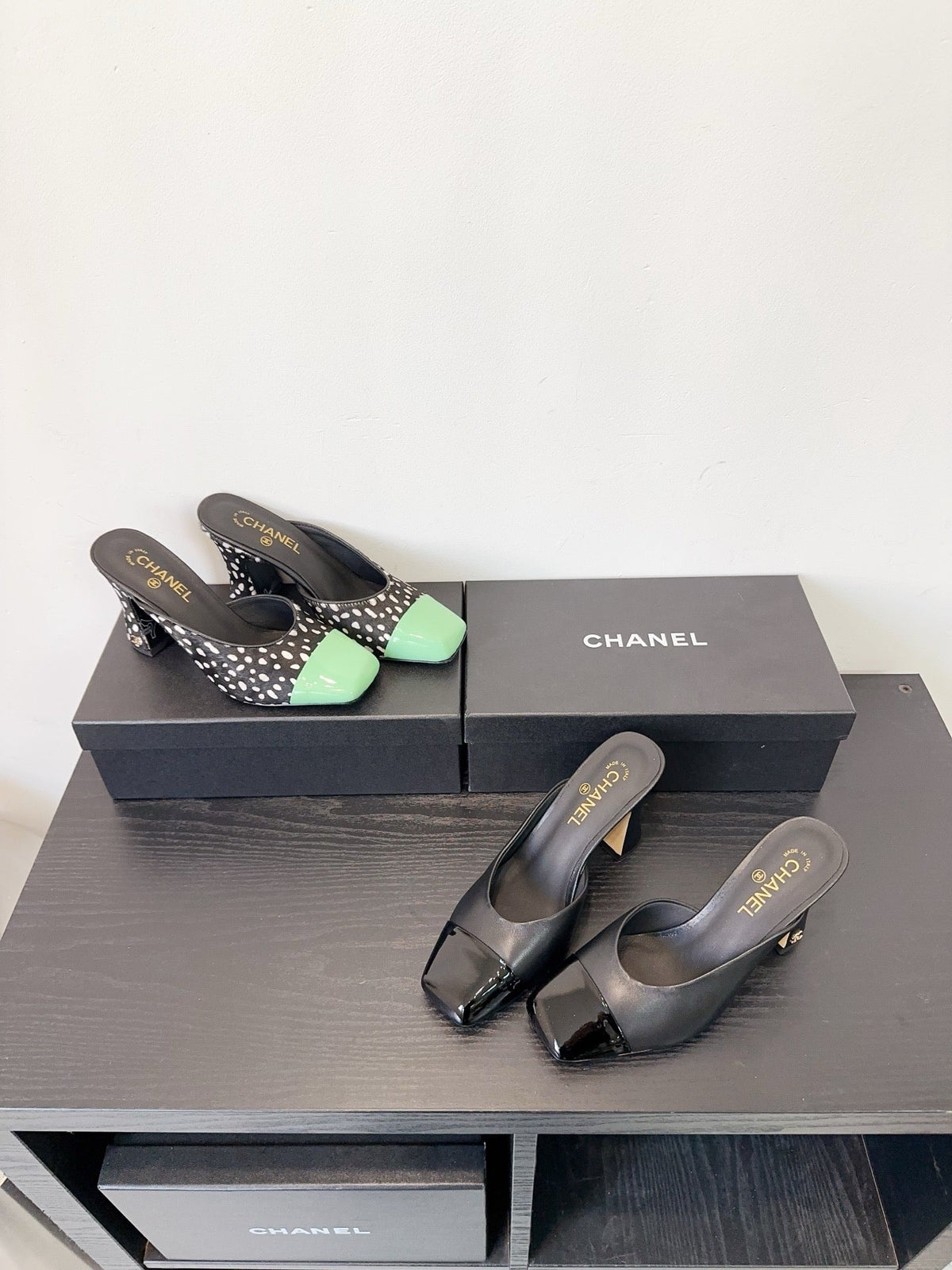 CC 26s Half-Slip Black Patent Leather 596642