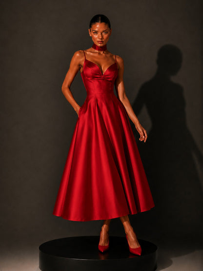 Ruby Retro-Elegant V-Neck Midi Dress In Red