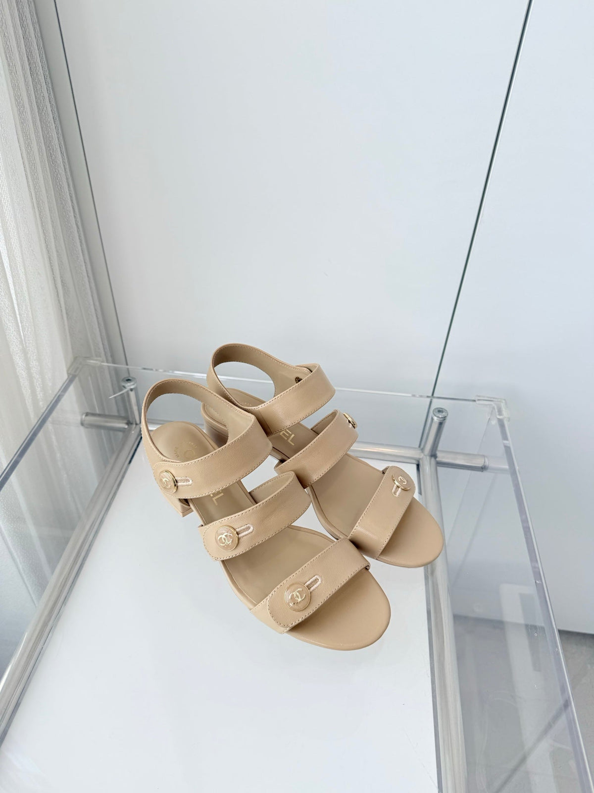 Chanel 26 Turnlock 40 Beige Sandal Heels in Lambskin 597401