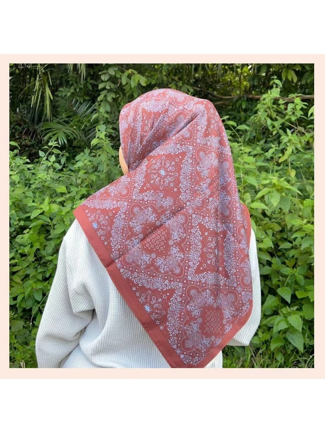 Scarvii - Ethnic Paisley Scarf - Versatile &amp; Stylish