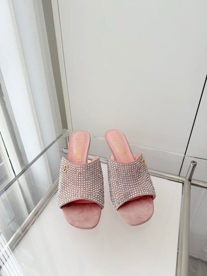 CC 26 Sandal 70 Pink Rhinstone Deer Hide 597374