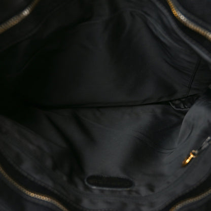 Caviar Embroidered Logo Shoulder Bag Black