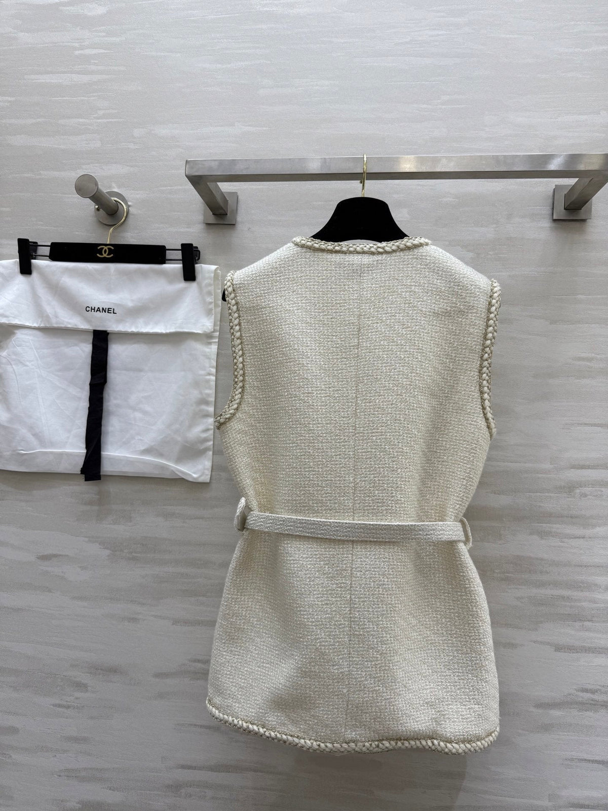 CC 25 Lady Vest Ivory Cotton